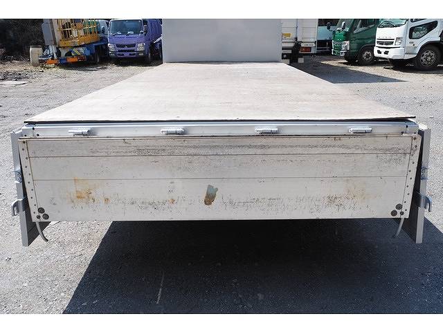 日産アトラスアルミブロック小型（2t・3t）[写真09]