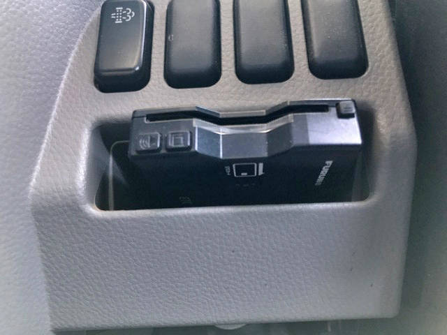 三菱ふそうキャンター平ボディ小型（2t・3t）[写真34]