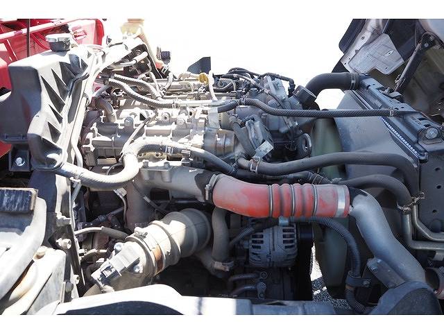 三菱ふそうキャンタークレーン4段小型（2t・3t）[写真32]