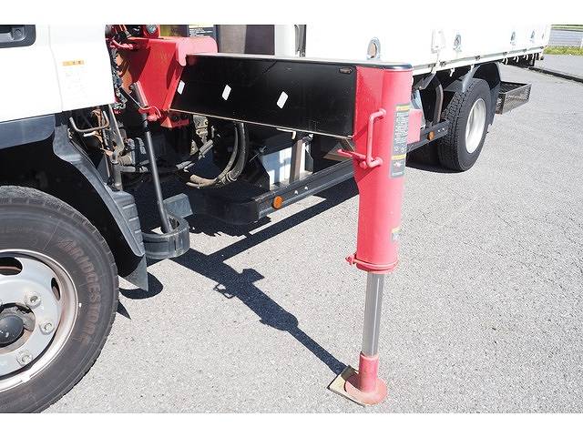 三菱ふそうキャンタークレーン4段小型（2t・3t）[写真07]