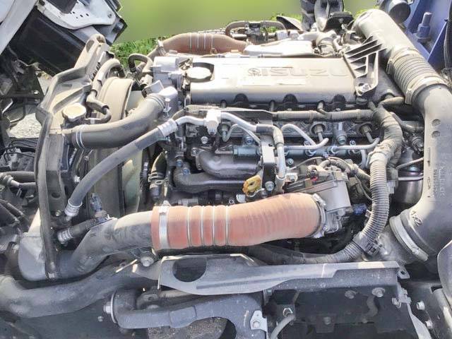 いすゞエルフクレーン3段小型（2t・3t）[写真16]