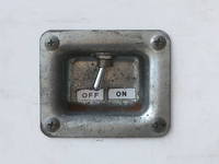 いすゞギガアルミウイング大型（10t）[写真16]