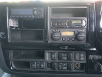 いすゞギガアルミウイング大型（10t）[写真37]