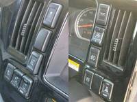 いすゞギガアルミウイング大型（10t）[写真38]