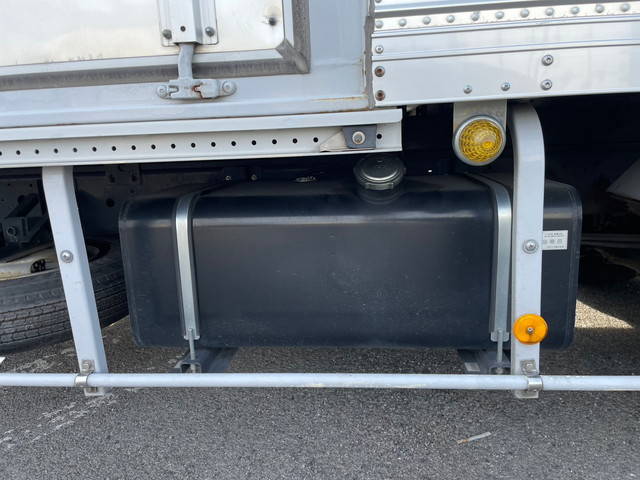 日野レンジャーアルミバン中型（4t）[写真19]