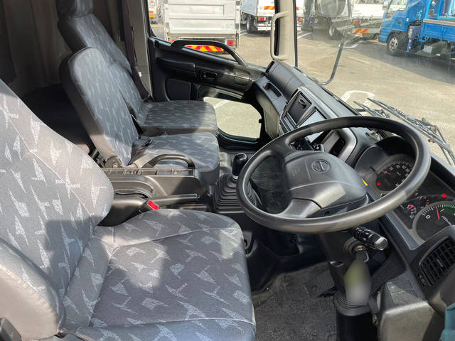 日野レンジャーアルミバン中型（4t）[写真29]