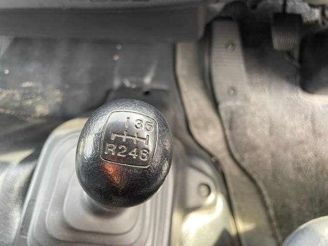 日野レンジャーアルミバン中型（4t）[写真33]