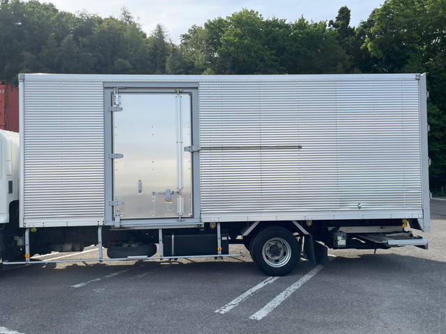 日野レンジャーアルミバン中型（4t）[写真05]