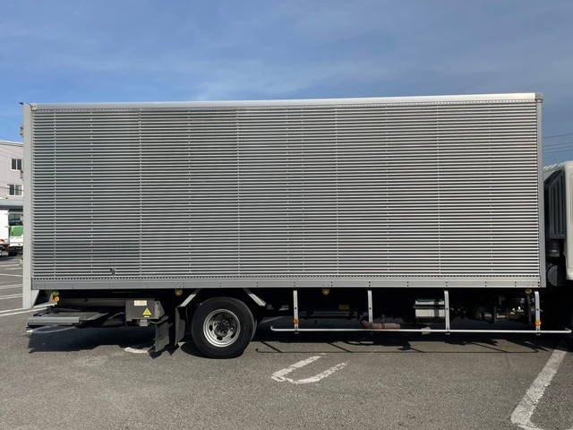 日野レンジャーアルミバン中型（4t）[写真07]