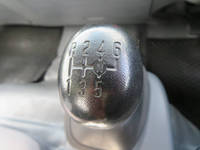 いすゞエルフ平ボディ小型（2t・3t）[写真17]