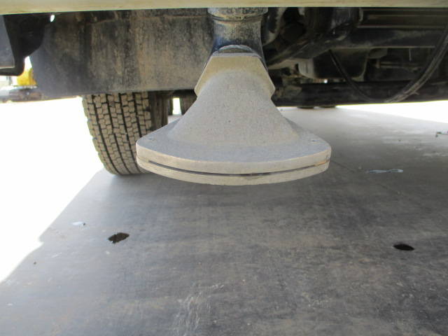 いすゞフォワード散水車中型（4t）[写真07]