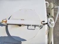 いすゞフォワード散水車中型（4t）[写真09]