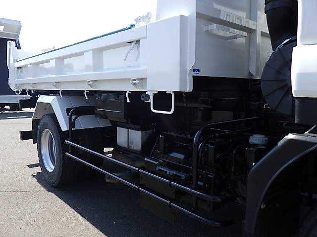 いすゞフォワードローダーダンプ中型（4t）[写真10]