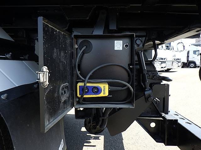 いすゞフォワードローダーダンプ中型（4t）[写真14]