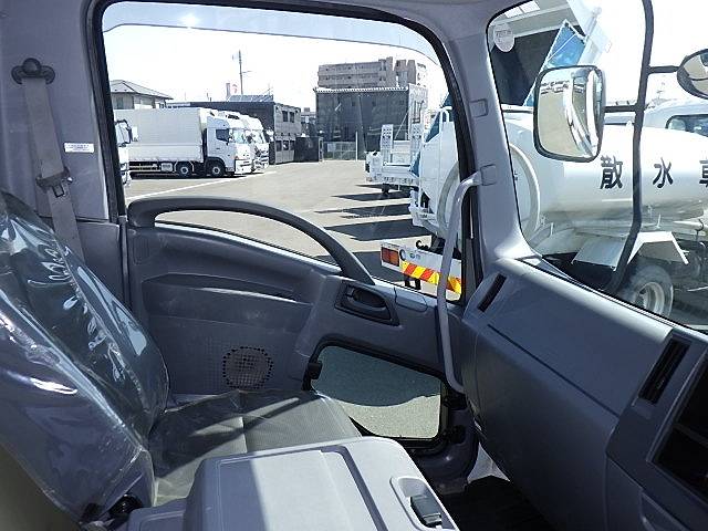 いすゞフォワードローダーダンプ中型（4t）[写真17]