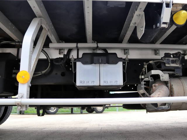 日野レンジャーアルミウイング中型（4t）[写真21]