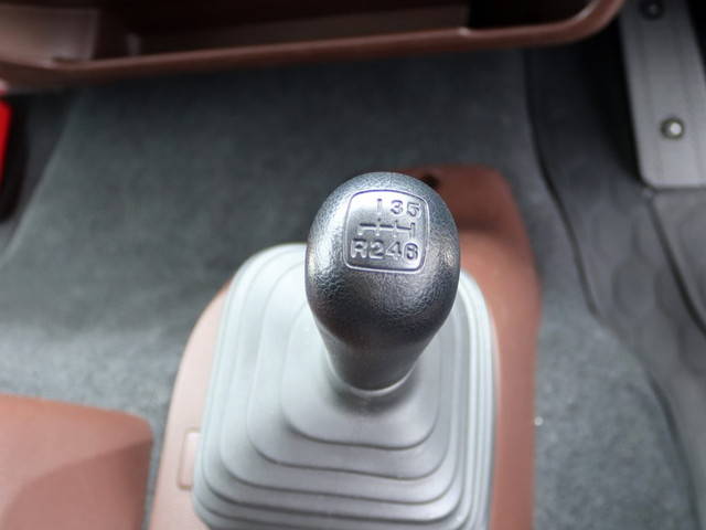 日野レンジャーアルミウイング中型（4t）[写真39]