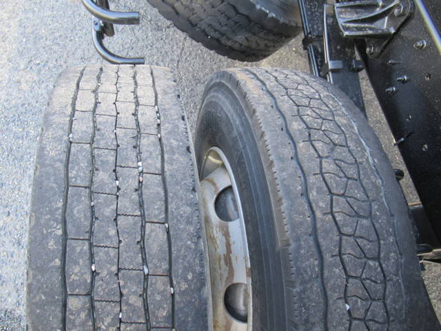 いすゞフォワードダンプ中型（4t）[写真19]