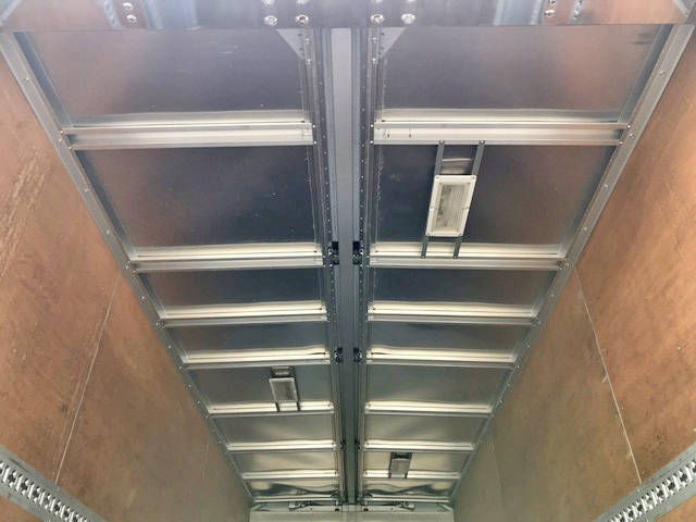 UDトラックスコンドルアルミウイング中型（4t）[写真13]