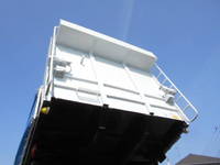 三菱ふそうスーパーグレートダンプ大型（10t）[写真10]