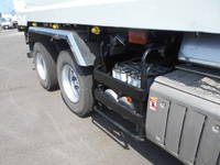 三菱ふそうスーパーグレートダンプ大型（10t）[写真16]