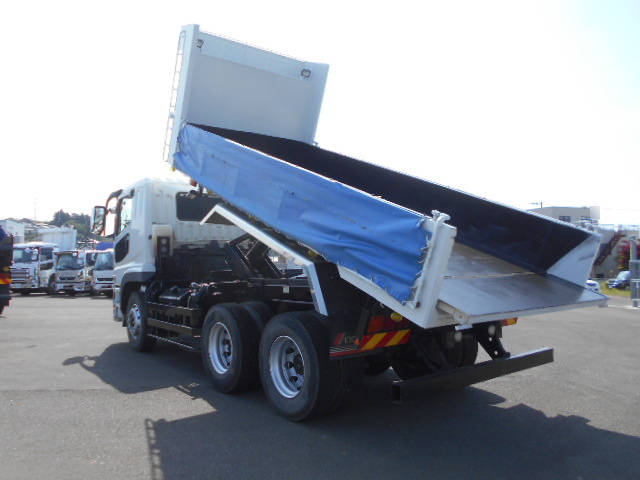 三菱ふそうスーパーグレートダンプ大型（10t）[写真02]