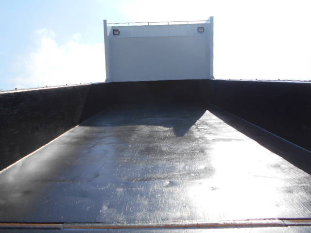 三菱ふそうスーパーグレートダンプ大型（10t）[写真08]