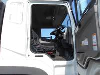 三菱ふそうスーパーグレートダンプ大型（10t）[写真12]