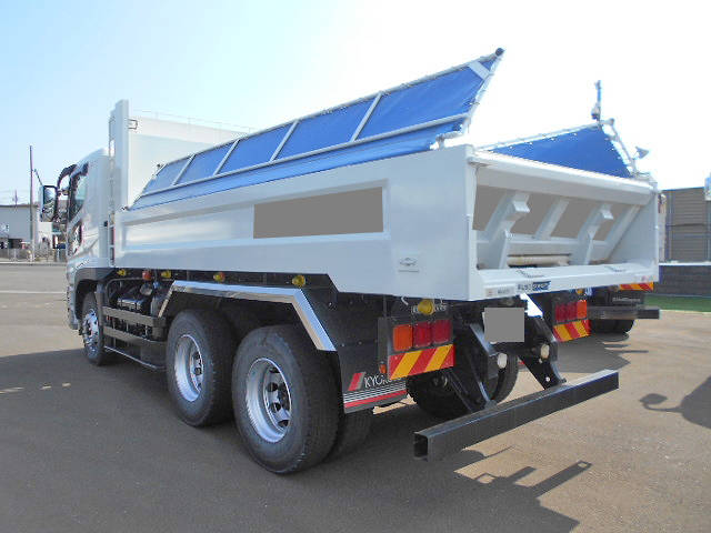 三菱ふそうスーパーグレートダンプ大型（10t）[写真02]