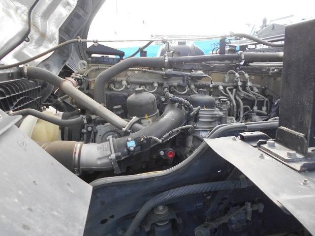 三菱ふそうスーパーグレートダンプ大型（10t）[写真32]