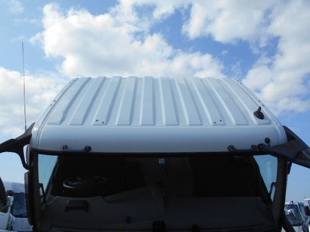 三菱ふそうスーパーグレートダンプ大型（10t）[写真36]