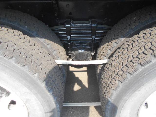 三菱ふそうスーパーグレートダンプ大型（10t）[写真09]