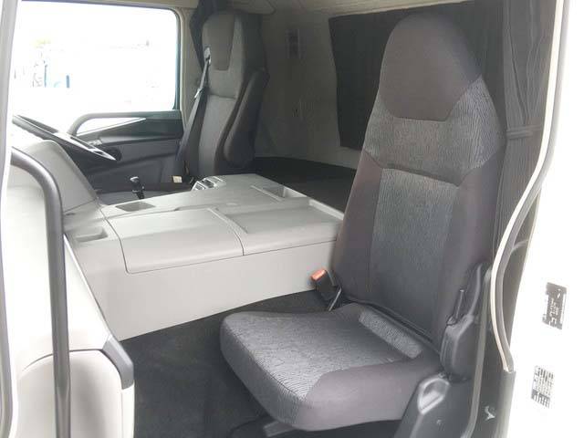 三菱ふそうスーパーグレートパネルウイング大型（10t）[写真29]