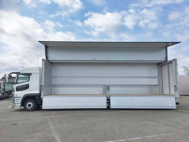 三菱ふそうスーパーグレートパネルウイング大型（10t）[写真06]