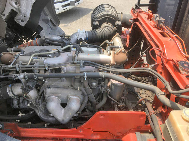 いすゞギガアルミブロック大型（10t）[写真24]