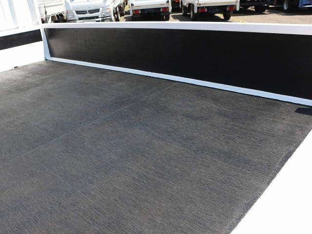 日産アトラス平ボディ小型（2t・3t）[写真13]