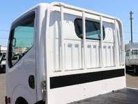 日産アトラス平ボディ小型（2t・3t）[写真16]