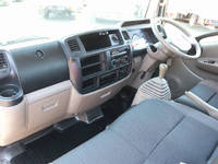 日産アトラス平ボディ小型（2t・3t）[写真31]