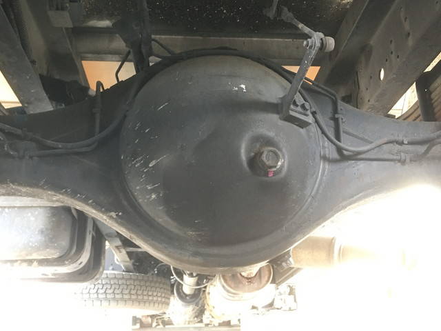 いすゞフォワード冷凍車（冷蔵車）中型（4t）[写真23]