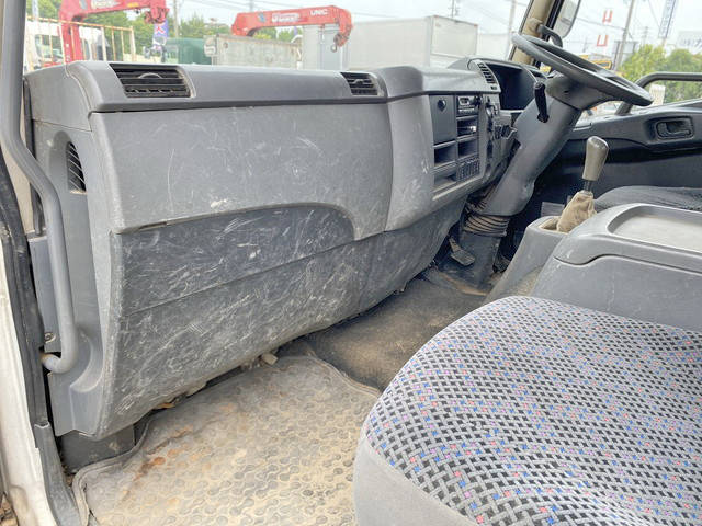 三菱ふそうファイタークレーン5段中型（4t）[写真27]