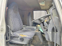 三菱ふそうファイタークレーン5段中型（4t）[写真29]