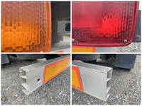 三菱ふそうファイタークレーン5段中型（4t）[写真39]