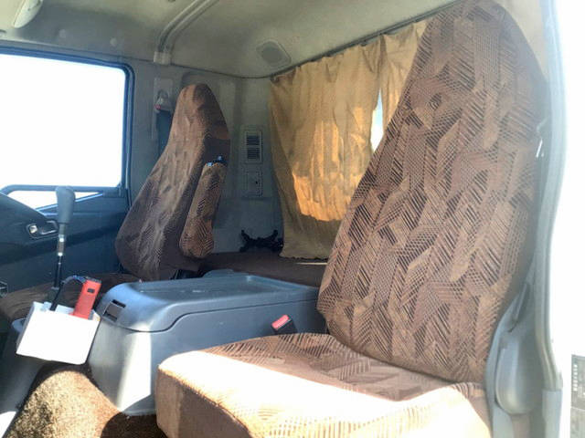 三菱ふそうファイタークレーン4段増トン（6t・8t）[写真08]