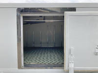 いすゞエルフ冷凍車（冷蔵車）小型（2t・3t）[写真17]