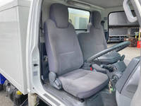 いすゞエルフ冷凍車（冷蔵車）小型（2t・3t）[写真32]