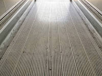 いすゞフォワードアルミウイング中型（4t）[写真17]