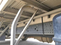 いすゞフォワードアルミウイング中型（4t）[写真24]