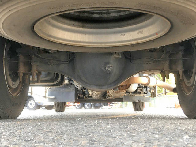 いすゞフォワードアルミウイング中型（4t）[写真26]