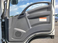 いすゞフォワードアルミウイング中型（4t）[写真31]