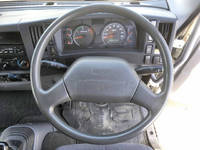 いすゞフォワードアルミウイング中型（4t）[写真37]